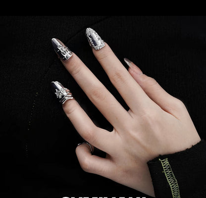 Nail Ring Set